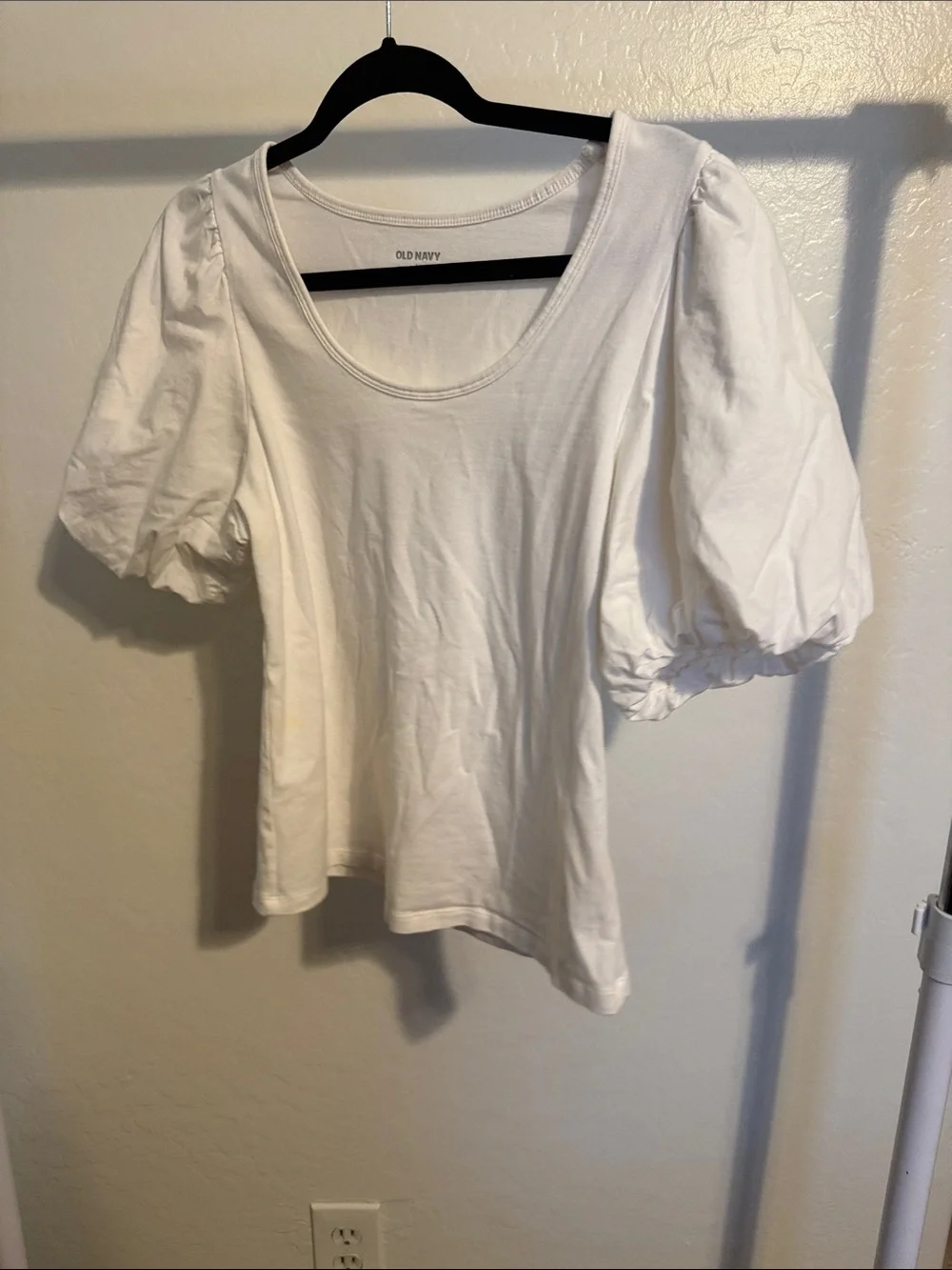 Old Navy White Puff Sleeve Scoop Neck Blouse